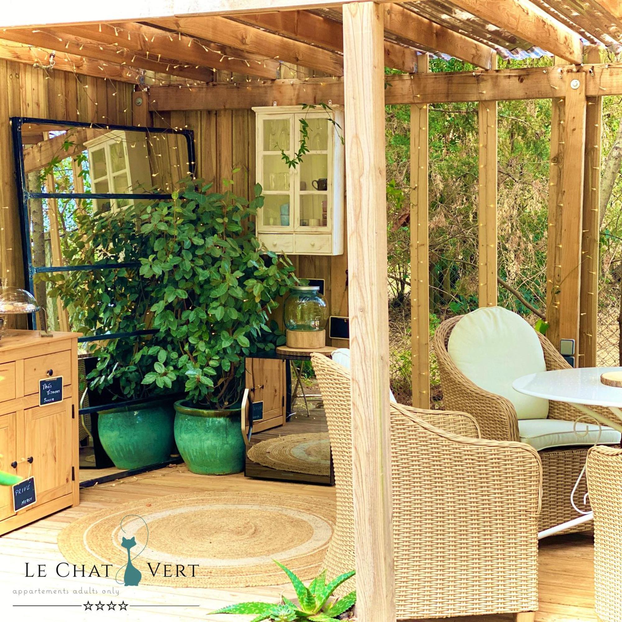 Le Chat Vert - Appartements Adults Only Saint-André Exterior photo